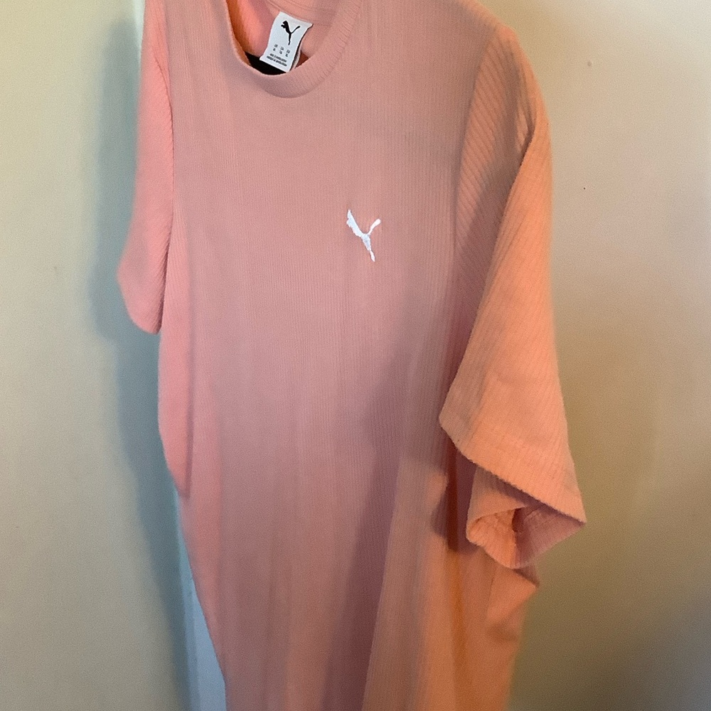 Puma Ribbed Crew Tee in Peach Pink - Picture 7 of 7